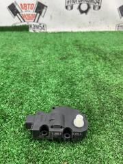 Фото запчасти сервопривод печки Audi A4 2011 контрактная запчасть Запчасть сервопривод печки Audi A4 2011