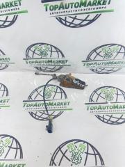 Фото запчасти датчик положения кузова задний правый Cadillac Escalade 2004 контрактная запчасть Запчасть датчик положения кузова задний правый Cadillac Escalade 2004