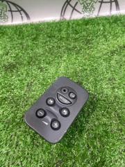 Запчасть блок кнопок Land Rover Freelander 2009