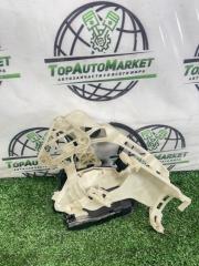 Запчасть замок двери задний левый Volkswagen Tiguan 2011