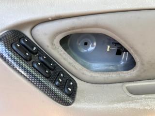 Дверь передняя правая Ford Escape EPFWF