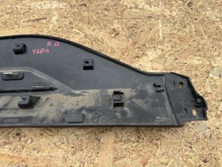 Накладка на дверь задняя правая YARIS CROSS MXPJ10
