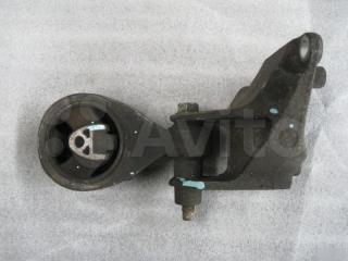 Фото запчасти кронштейн двигателя Nissan Qashqai J10 2006-2014 Б/У запчасть Запчасть кронштейн двигателя Nissan Qashqai J10 2006-2014