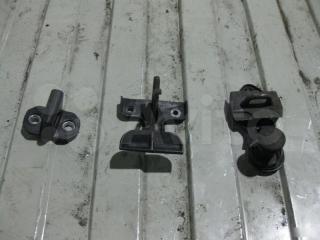 Крюк капота Mercedes CLK C209 2002 - 2010