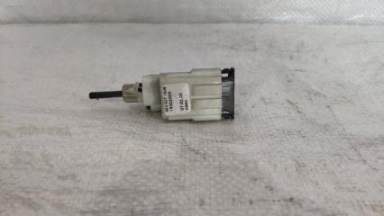 Запчасть датчик педали сцепления Audi A4 B7 2005