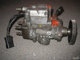 Запчасть тнвд насос топливный Chrysler Voyager