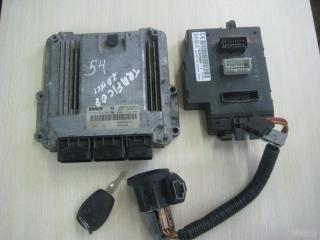 Фото запчасти блок управления электронный эбу Renault Trafic 2001 - 2014 Б/У запчасть Запчасть блок управления электронный эбу Renault Trafic 2001 - 2014