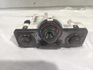 Фото запчасти блок управления отопителем печкой Renault Megane 2 2003-2009 Б/У запчасть Запчасть блок управления отопителем печкой Renault Megane 2 2003-2009