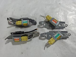 Запчасть датчик подушек аирбега airbag Lexus GS300 2007 - 2011