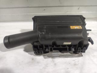 Корпус воздушного фильтра Mercedes W205 Б/У Корпус воздушного фильтра Mercedes W205