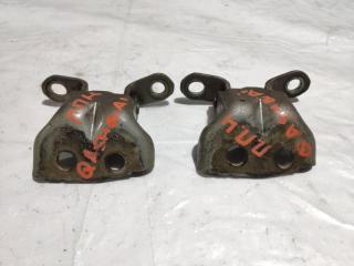 Фото запчасти петля двери передняя правая Nissan Qashqai J10 2006 - 2014 Б/У запчасть Запчасть петля двери передняя правая Nissan Qashqai J10 2006 - 2014