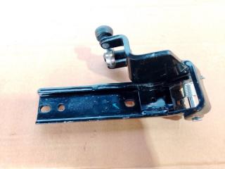 Каретка сдвижной двери средняя N25/N35 2021 N35 Каретка сдвижной двери средняя N25/N35 2021 N35
