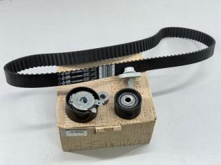 Запчасть комплект грм Renault