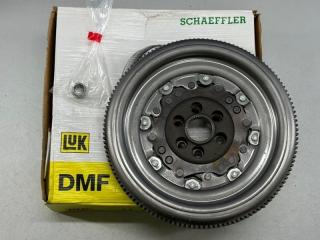 Маховик Audi VW Skoda Seat A3 Q3 Golf 5 Jetta Passat B6 Sharan Touran Octavia Superb Yeti 2003 - наст. время