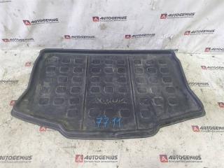 Коврик багажника TOYOTA AQUA NHP10 1 ракурс