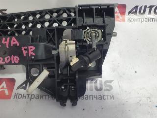 Ручка двери правая передняя AUDI A4 8K 3 ракурс
