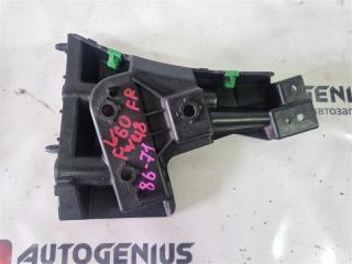 Крепление бампера правое переднее VOLVO V60 FW48 31323833 1 ракурс