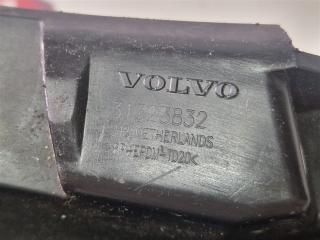 Крепление бампера левое переднее VOLVO V60 FW48 31323832 4 ракурс