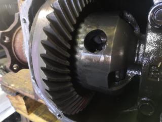 Редуктор задний NISSAN SKYLINE CPV35 VQ35DE 47/14 4 ракурс