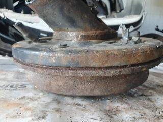 Ступица левая задняя TOYOTA RACTIS SCP100 2 ракурс
