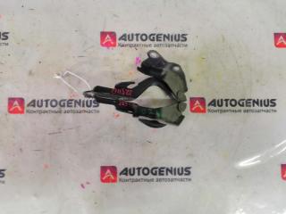 Петля капота передняя TOYOTA MARK II JZX110 2 ракурс