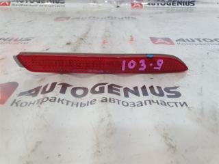Катафот в бампер правый задний TOYOTA BLADE AZE154 5317601 1 ракурс