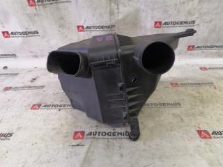 Корпус воздушного фильтра TOYOTA PROGRES JCG10 1JZ-GE 3 ракурс Корпус воздушного фильтра TOYOTA PROGRES JCG10 1JZ-GE 3 ракурс