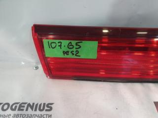 Вставка между стопов NISSAN ELGRAND PE52 2 ракурс Вставка между стопов NISSAN ELGRAND PE52 2 ракурс
