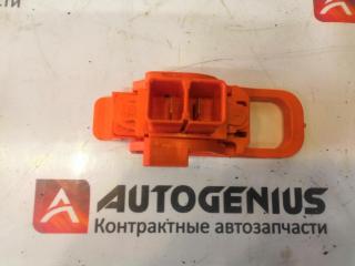 Предохранитель TOYOTA PRIUS NHW20 1NZ-FXE 9098211049 4 ракурс