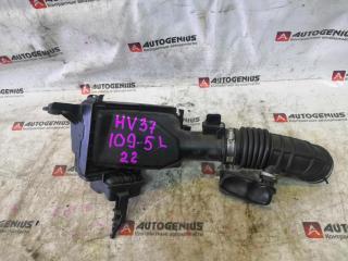 Корпус воздушного фильтра левый NISSAN SKYLINE HV37 VQ35HR 1 ракурс