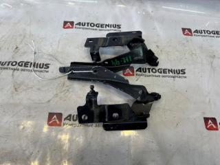 Петля капота передняя NISSAN FUGA GY50 VK45DE 2 ракурс