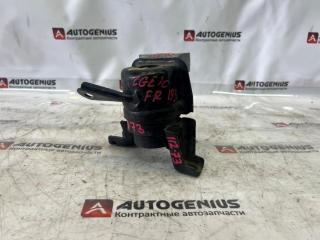 Подушка двигателя правая TOYOTA ISIS ZGM10 2ZR-FAE 1230537220 1 ракурс Подушка двигателя правая TOYOTA ISIS ZGM10 2ZR-FAE 1230537220 1 ракурс