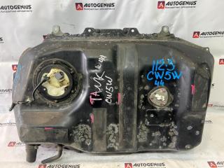 Бензобак MITSUBISHI OUTLANDER CW5W 4B12 1700A570, 4WD 1 ракурс Бензобак MITSUBISHI OUTLANDER CW5W 4B12 1700A570, 4WD 1 ракурс