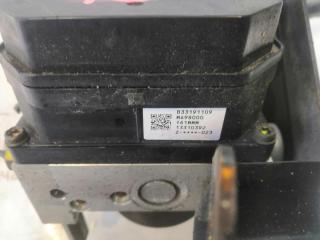 Блок abs NISSAN ELGRAND E51 VQ35DE 47660WL301 2 ракурс