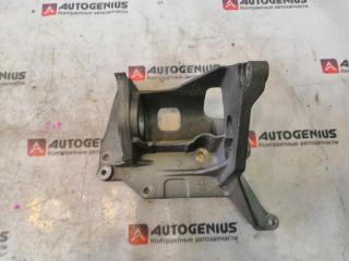 Кронштейн привода правый передний NISSAN X-TRAIL NT31 39780JD22B, 4WD 2 ракурс