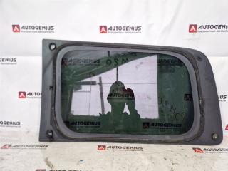 Стекло собачника правое заднее MITSUBISHI DELICA D:3 M20 HR16DE 2 ракурс