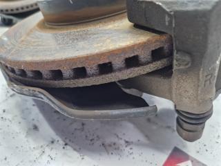 Ступица правая передняя TOYOTA VITZ NCP131 1NZ-FE 2 ракурс