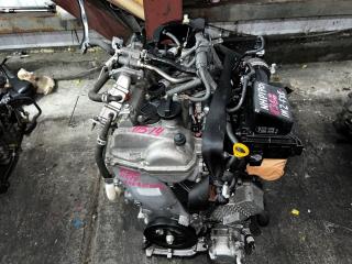 Двигатель TOYOTA SIENTA NHP170 1NZ-FXE 2 ракурс Двигатель TOYOTA SIENTA NHP170 1NZ-FXE 2 ракурс