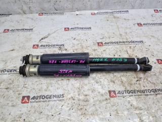 Амортизатор задний TOYOTA ISIS ZGM10W 2ZR-FAE 1 ракурс