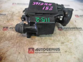 Корпус воздушного фильтра TOYOTA COROLLA FIELDER NKE165 1NZ-FXE 2 ракурс