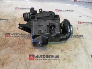 Корпус воздушного фильтра TOYOTA COROLLA FIELDER NKE165 1NZ-FXE 4 ракурс