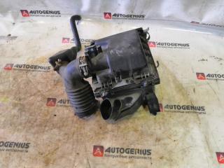 Корпус воздушного фильтра TOYOTA NOAH ZWR80G 2ZR-FXE 1770037292 4 ракурс
