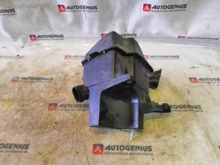 Корпус воздушного фильтра TOYOTA NOAH ZWR80G 2ZR-FXE 1775037080 3 ракурс