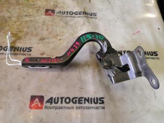 Петля капота передняя TOYOTA VITZ NCP131 1NZ-FE 2 ракурс