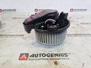 Мотор печки TOYOTA COROLLA RUMION ZRE152 2ZR-FE 8710312060 2 ракурс