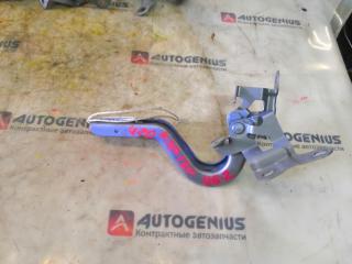 Петля капота передняя TOYOTA VITZ KSP130 1KR-FE 2 ракурс