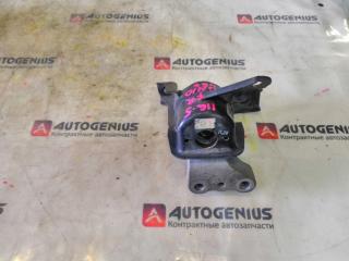 Подушка двигателя правая TOYOTA ISIS ZGM10W 2ZR-FAE 1230537220 2 ракурс Подушка двигателя правая TOYOTA ISIS ZGM10W 2ZR-FAE 1230537220 2 ракурс