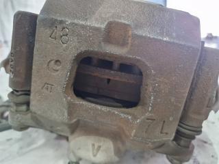 Ступица левая передняя TOYOTA VITZ KSP130 1KR-FE 4 ракурс