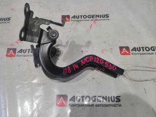 Петля капота TOYOTA RACTIS NCP120 1NZ-FE 1 ракурс Петля капота TOYOTA RACTIS NCP120 1NZ-FE 1 ракурс