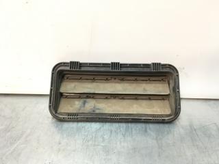 Запчасть решетка вентиляционная Kia Rio 2018